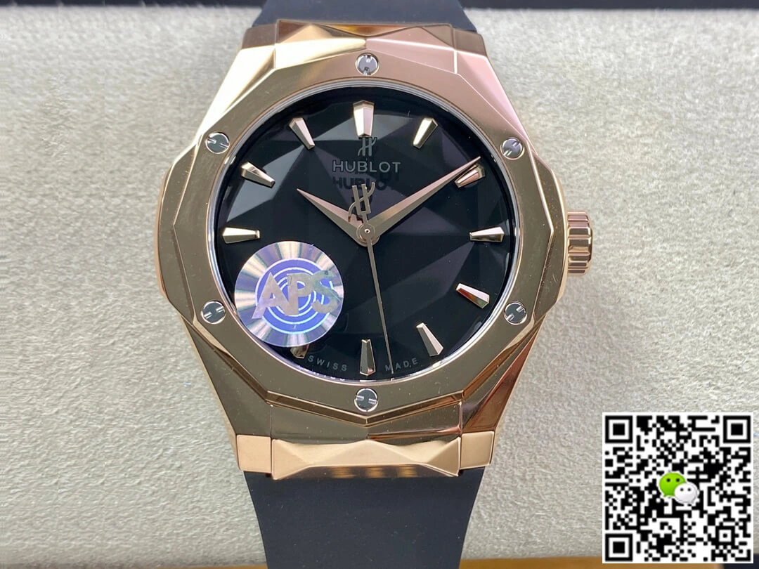 Hublot Classic Fusion 550.OS.1800.RX.ORL19 APS Factory 1:1 Best Edition Replica Watch Black Rubber Strap